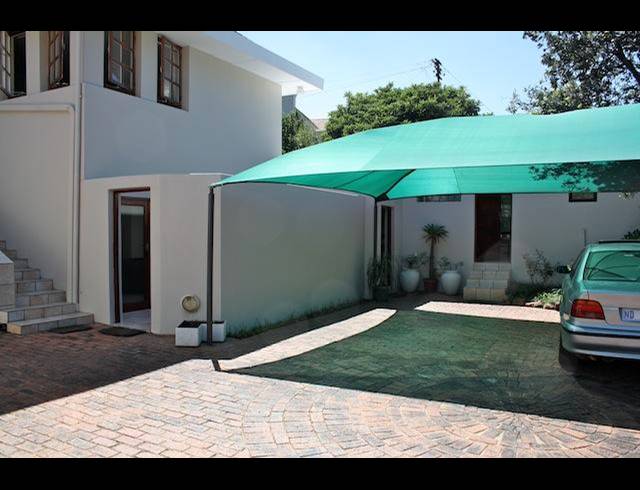 1 BEDROOM PROPERTY TO RENT IN HYDE PARK